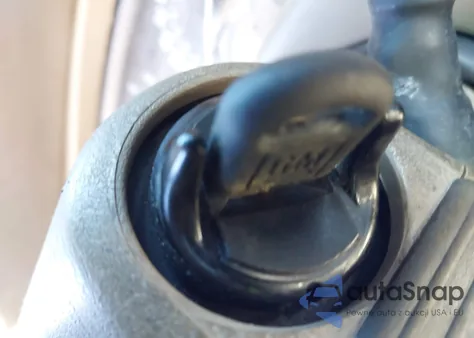 2001 Buick Park Avenue from USA, damaged, VIN 1G4CW54KX14146383